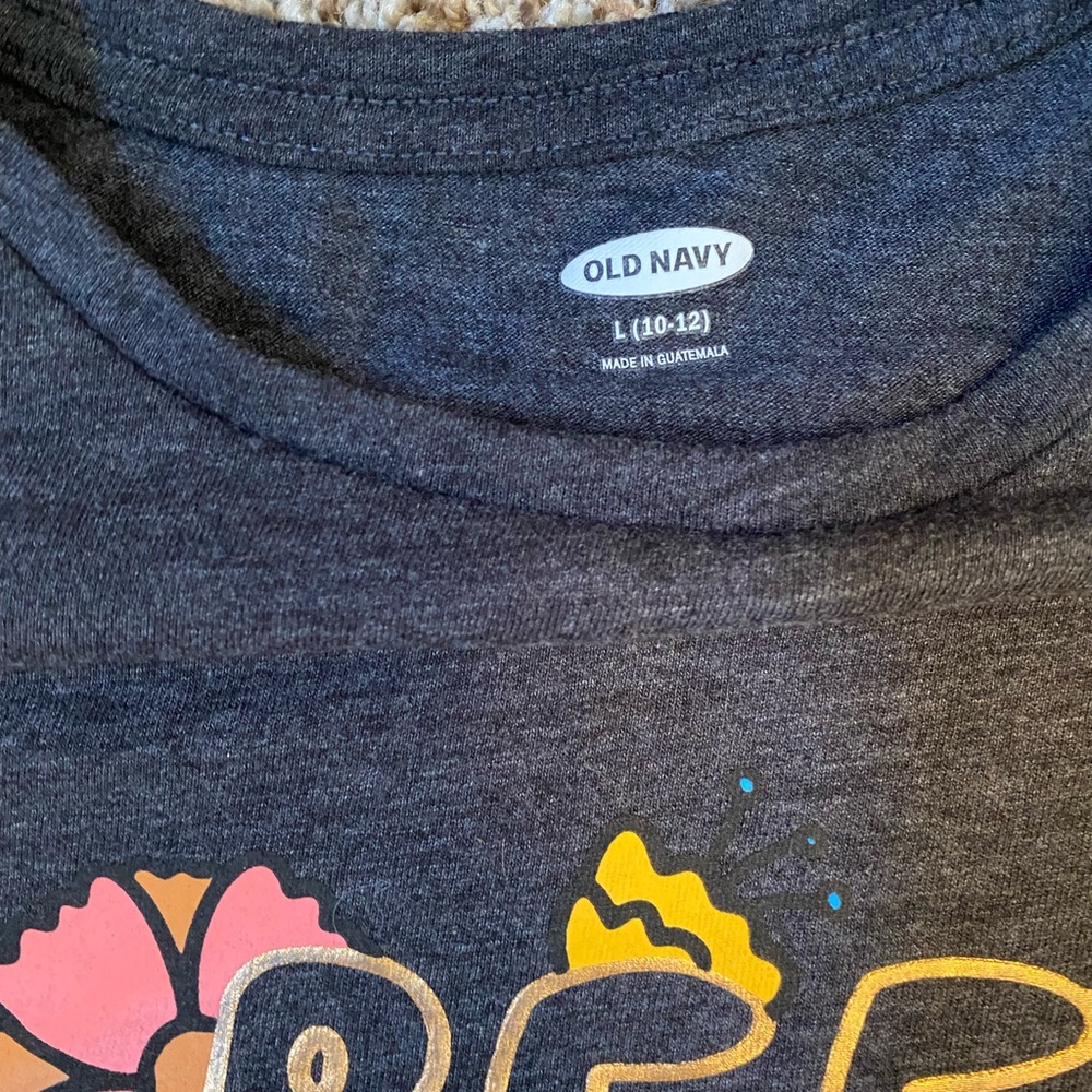 Old Navy “be yourself” t shirt